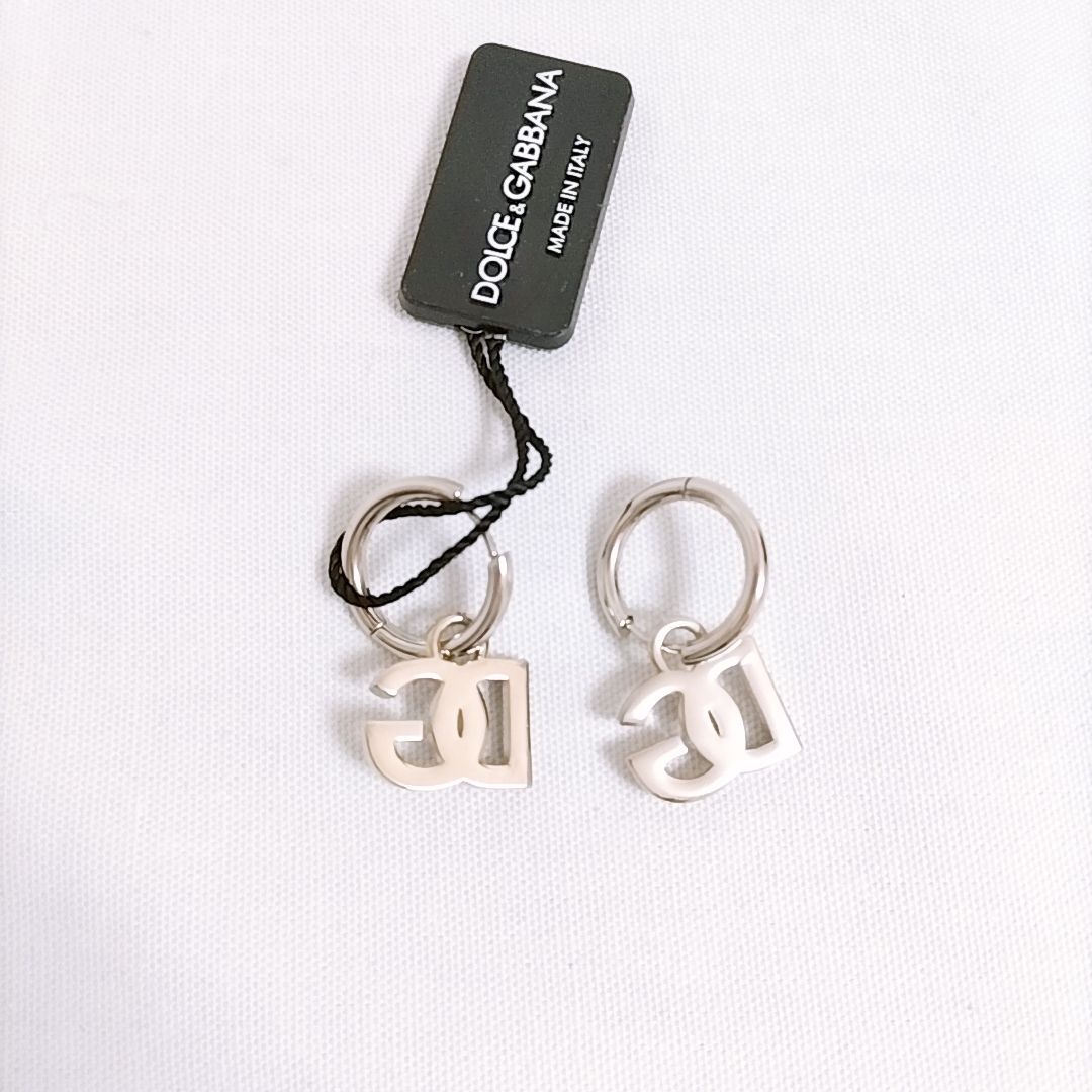 新品未使用】Dolce & Gabbana クレオールピアス DGペンダントロゴ  