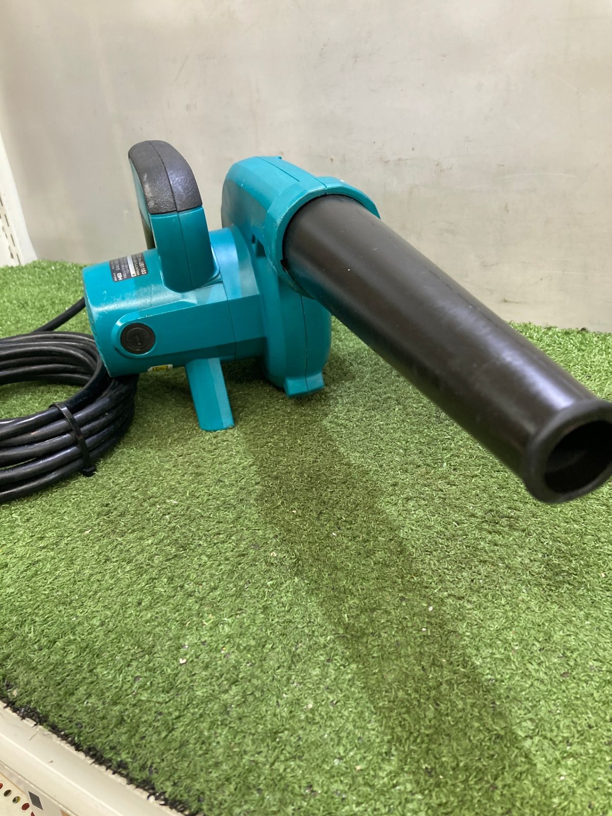 中古 makita マキタ UB1103 ブロワ 無段変速 集塵機 送風機 清掃 電動 工具 集塵袋 K4230583 SALE，お得 中古品0907☆makita(マキタ) ブロワ [無段変速