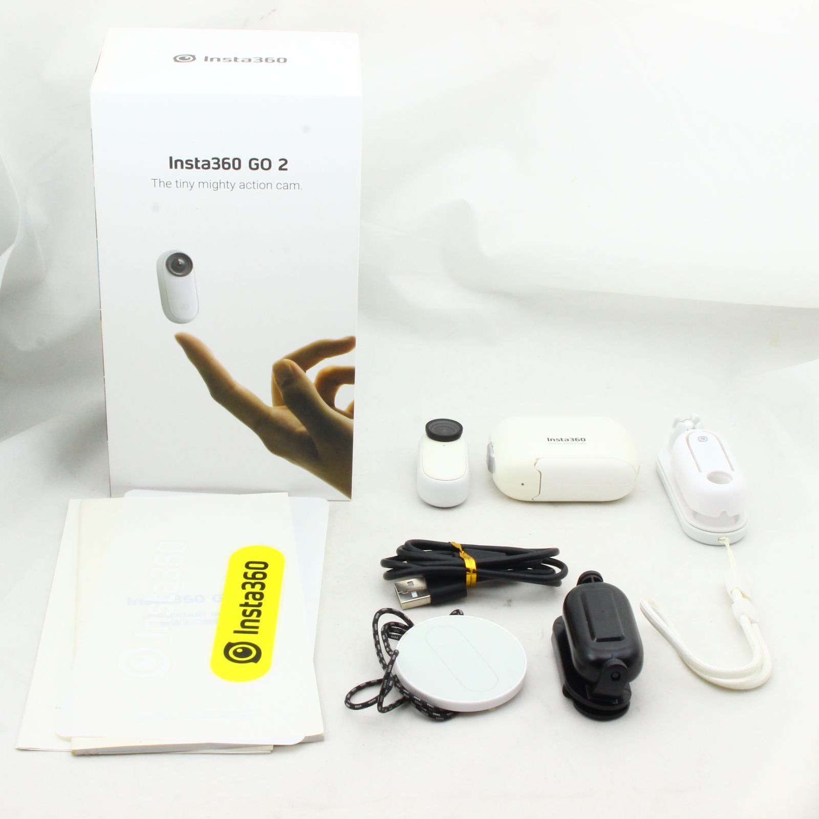 Insta360 GO2 32GB 本体と付属品 吊るせる