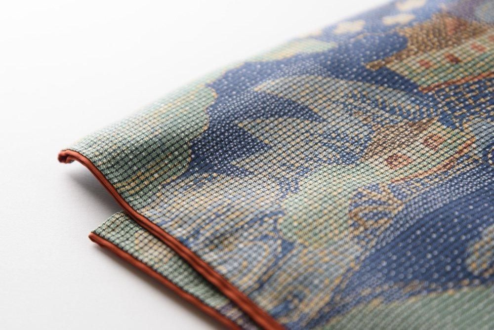 本場大島紬 茶 藍 黒 珊瑚色 花 九マルキ T688 （本場大島紬 「古典  