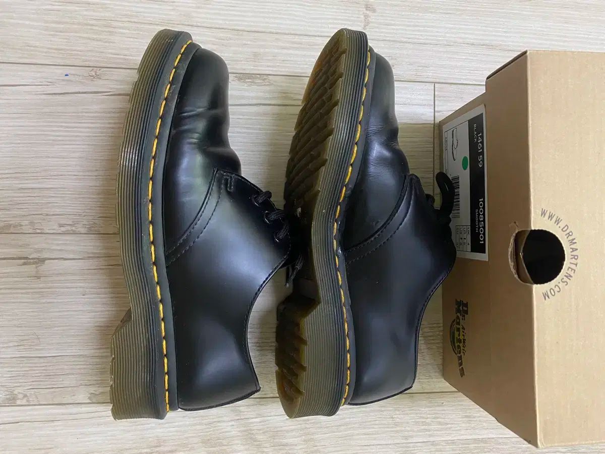 DR. MARTENS ドクターマーチン 1461 3 笏 スムース 230