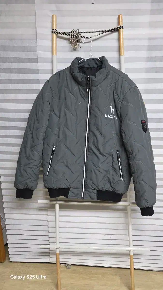 メンズ 軽量ダウン 110