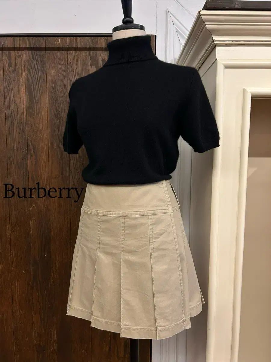 バーバリー 正規品 ベージュ ラップ ミニスカート