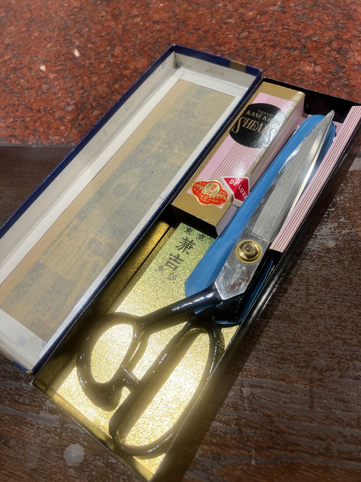 裁ち鋏