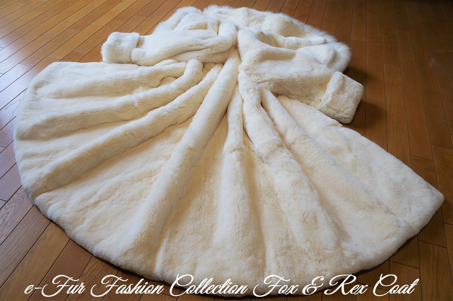 上品な印象☆冬のミルキーホワイトフォックス×レッキス毛皮コート