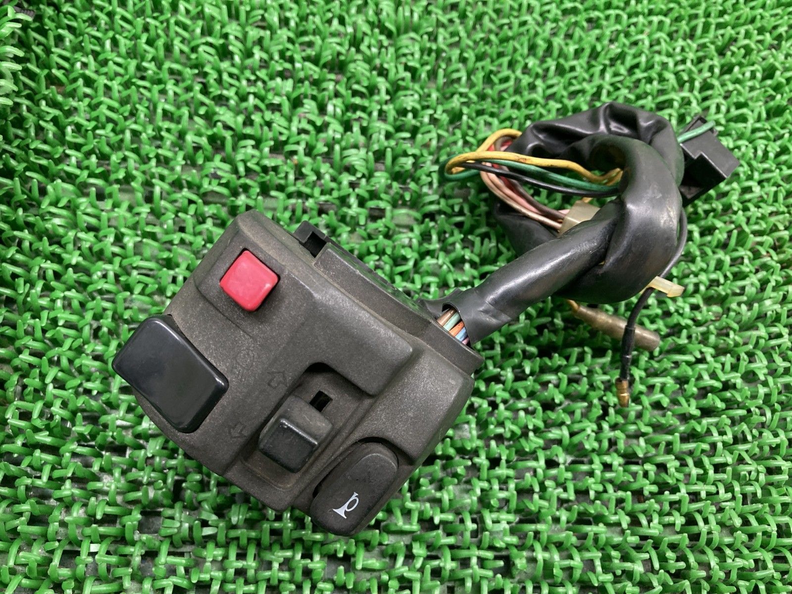 XJR400R ハンドルスイッチ 左 ヤマハ 純正 中古 RH02J スイッチ