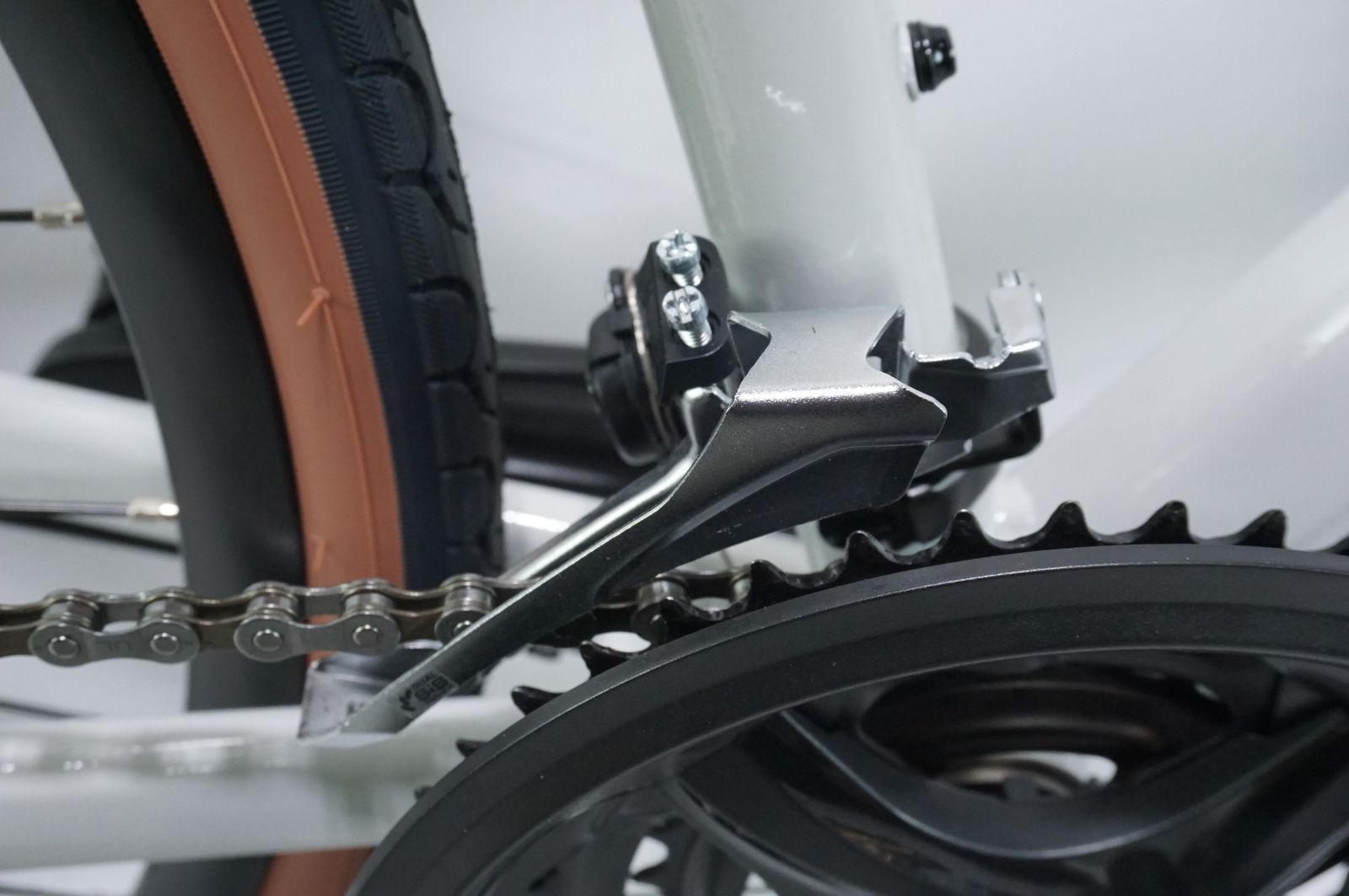 クロスバイク バイチャリ中目黒店