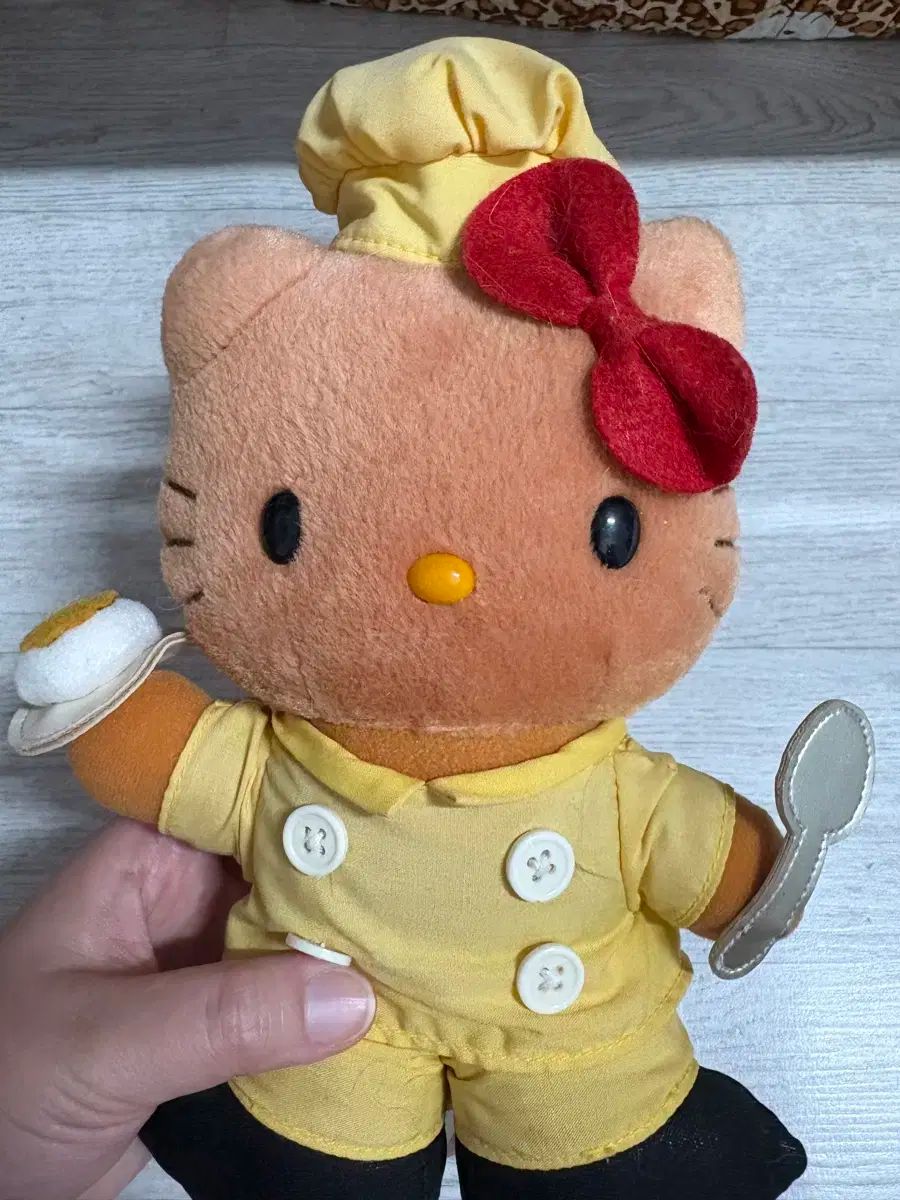 レトロ 日焼けキティ シェフ リーダー 人形 (黄色) マクドナルド