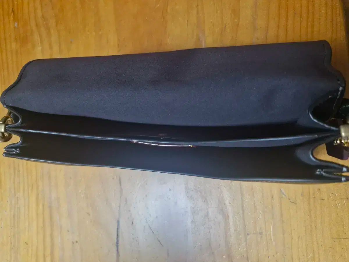 タビーショルダーバッグ