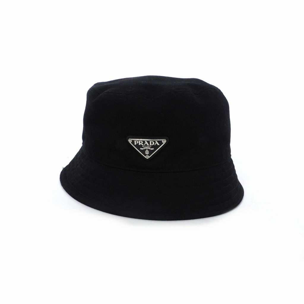 PRADA バケットハット バケハ ブラック 黒 SMサイズ Amazon | [プラダ] 帽子 ハット リナイロン バケットハット