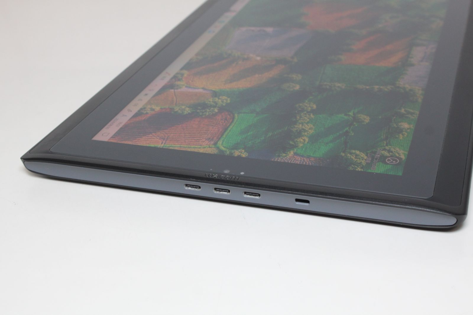 Wacom/MobileStudio Pro/13インチ/128GB/DTH-W1320/液晶ペンタブレット 