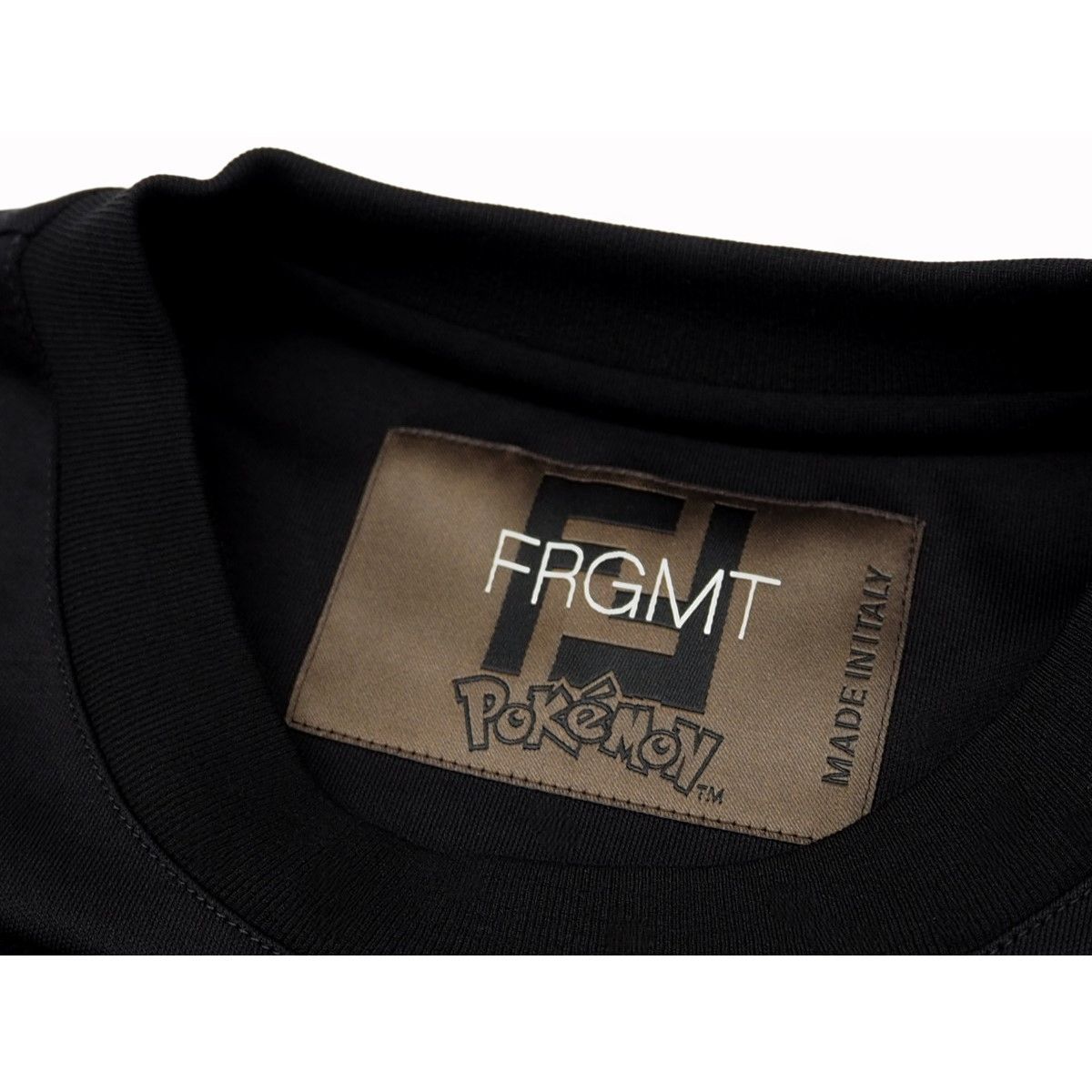 FENDI FRGMT ドラゴン　Tシャツ　　XL s-l1200.jpg