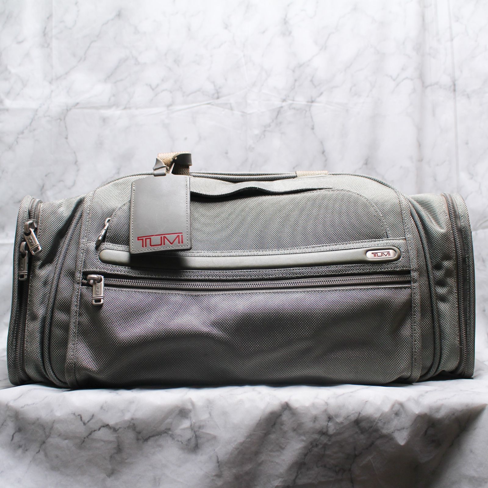 TUMI トゥミ ボストンバッグ ダッフルバッグ グレー 22150S4