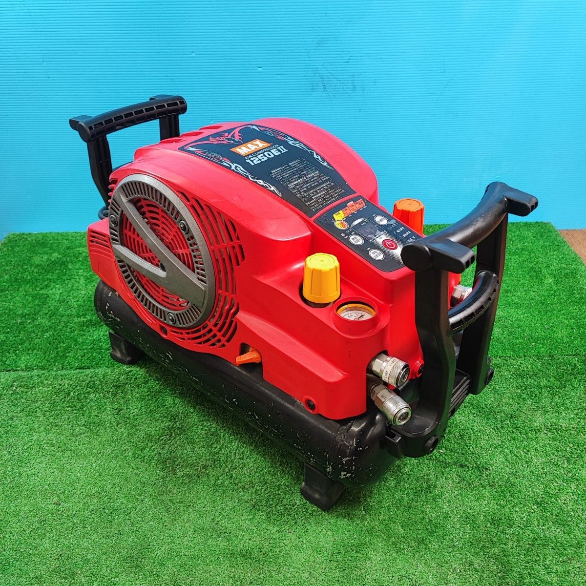 MAX マックス 高圧/常圧 エア コンプレッサAK-HL1250E2 動作保証 