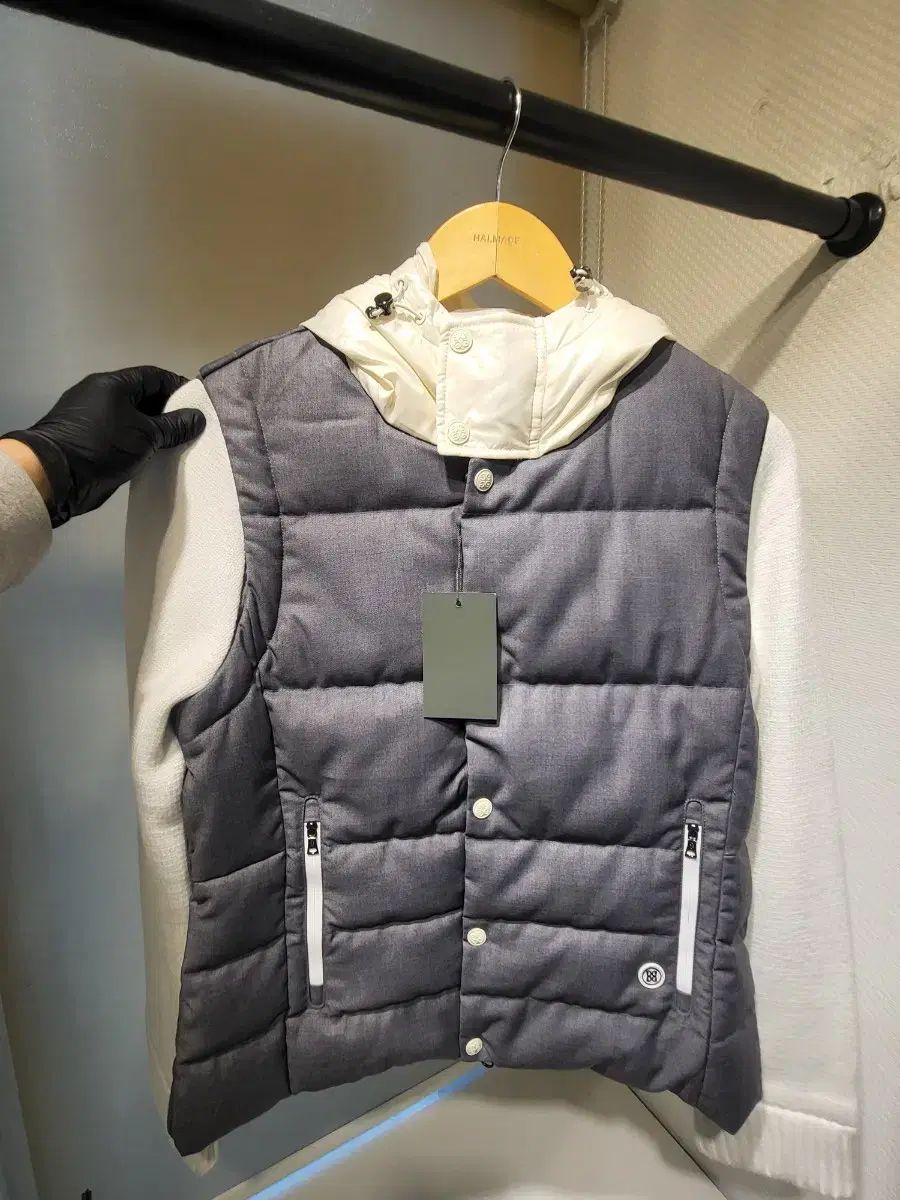 G/FORE韓国ジーフォアレディースニットベストsizeLグレー② G/FORE韓国ジーフォアレディースニットベストsizeLグレー② G