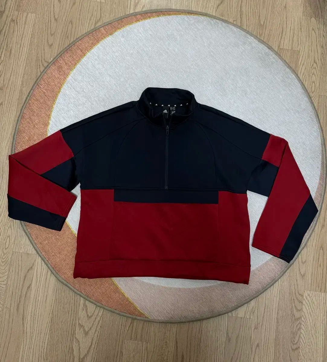 adidas(アディダス) ジュニア ショートジップアップ Tシャツ 160 女性 55 サイズ (半摘み茶もご用意しています)