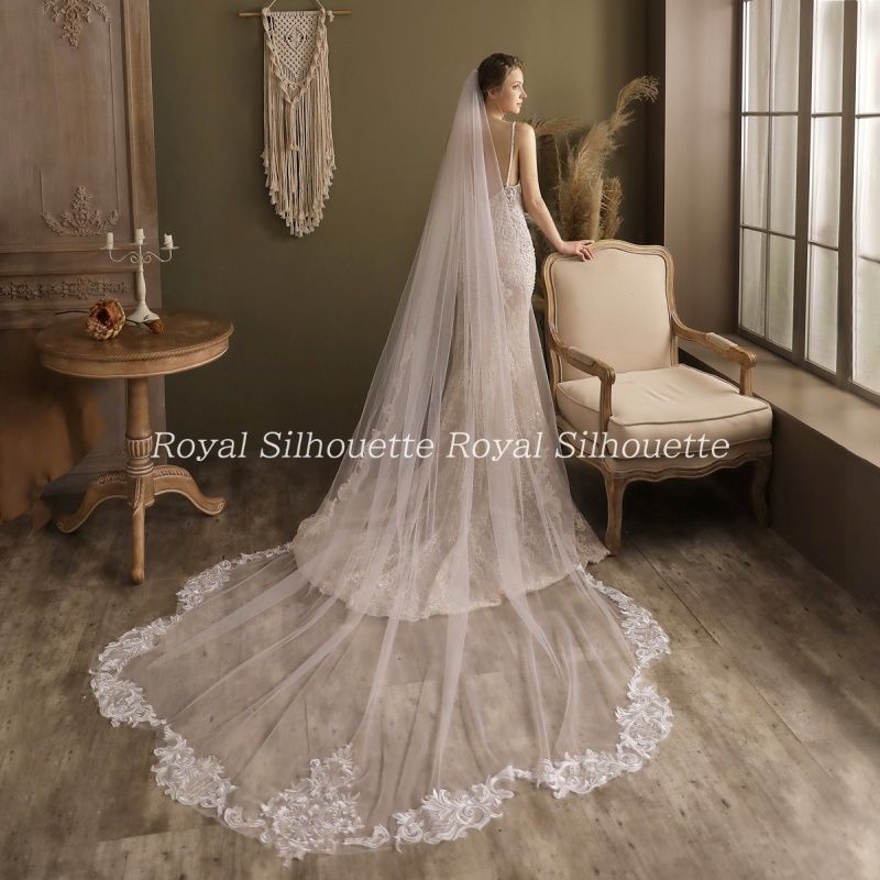 ベール ウェディングベール オフホワイト 白 300m 結婚式 コーム付き 花嫁 二次会 コーム メッシュ フェミニン プリンセス 森ガール 前撮り ガーリー パーティー ウェディング レース チュール 可愛い