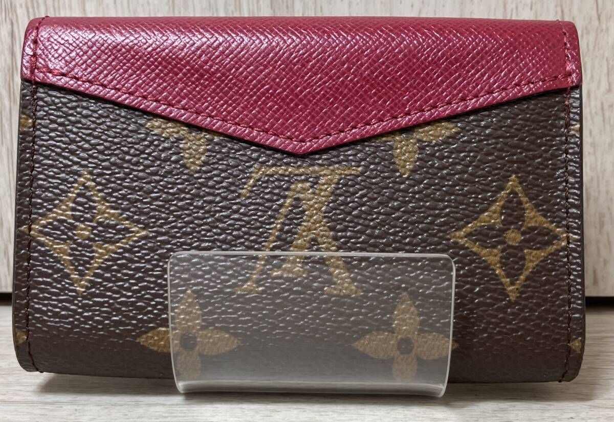 VUITTON