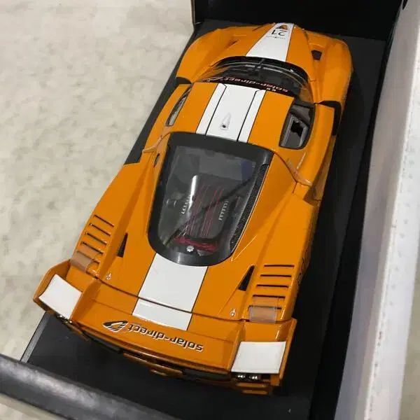Hotwheels 1 ： 18 フェラーリ FXX ＃ 21 エリート主義者 中古品