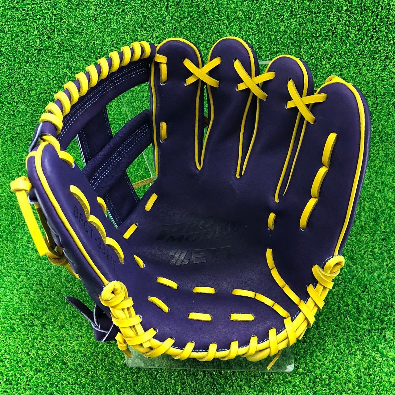 ZETT - ゼット ZETT 825 内野手用 硬式グローブ グラブ 右投げ 海外 zett825_1.jpg