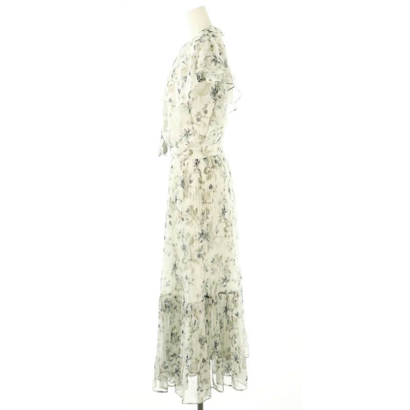 【新品】JUSGLITTY ジャスグリッティー 7分袖ボウタイプリーツワンピース JUSGLITTY（ジャスグリッティー）の「7分袖ボウタイプリーツワンピース