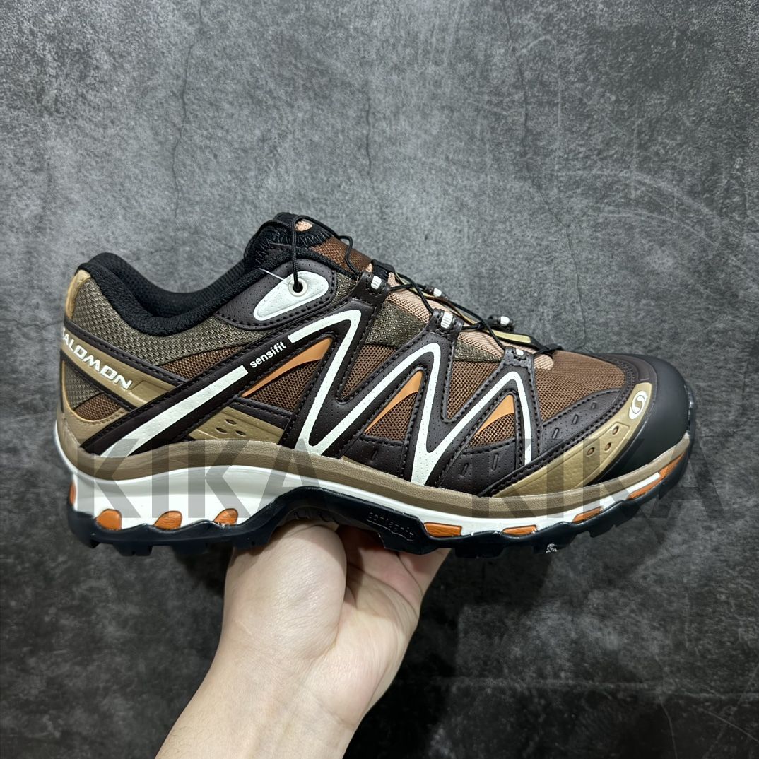 新品未使用 SALOMON  Salomon XT-QUEST ADV   サロモン スニーカー靴