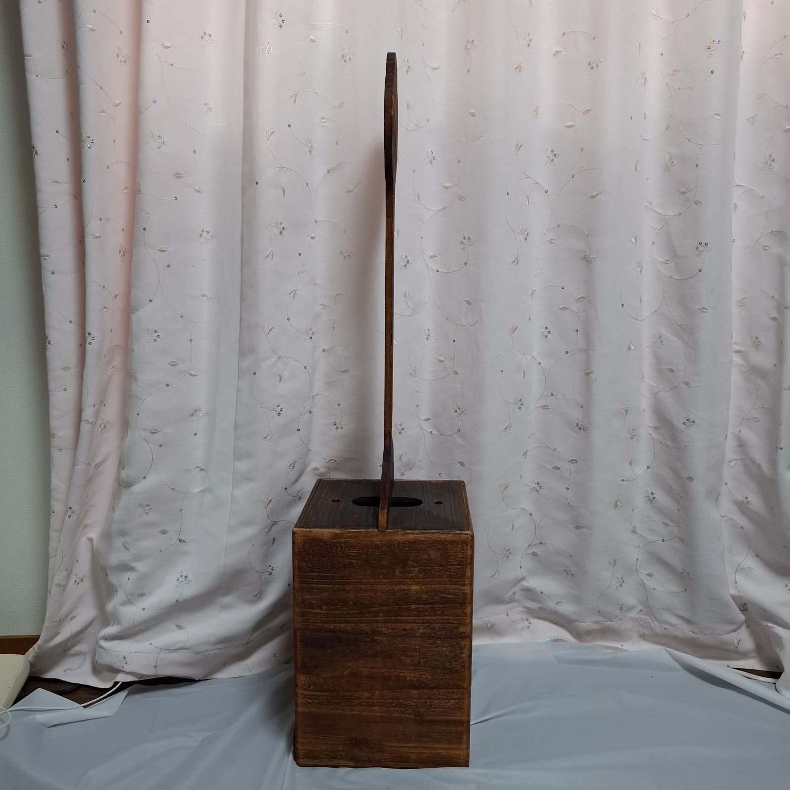 花瓶【R6-T07】骨董品　中国美術　古美術 楽天市場】骨董○堆朱花文花瓶○堆朱 / 銅製 / 陰刻文 | 20世紀頃