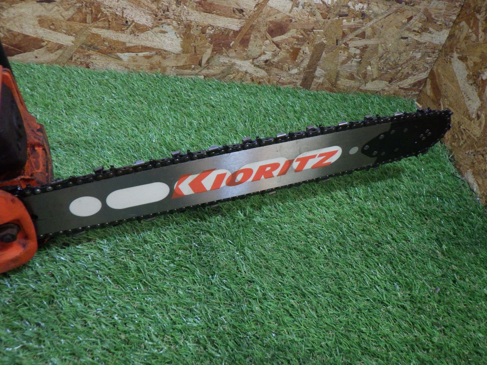 エコー チェーンソー V4000 エンジン始動 ブレーキ無し 中古品 現状お 