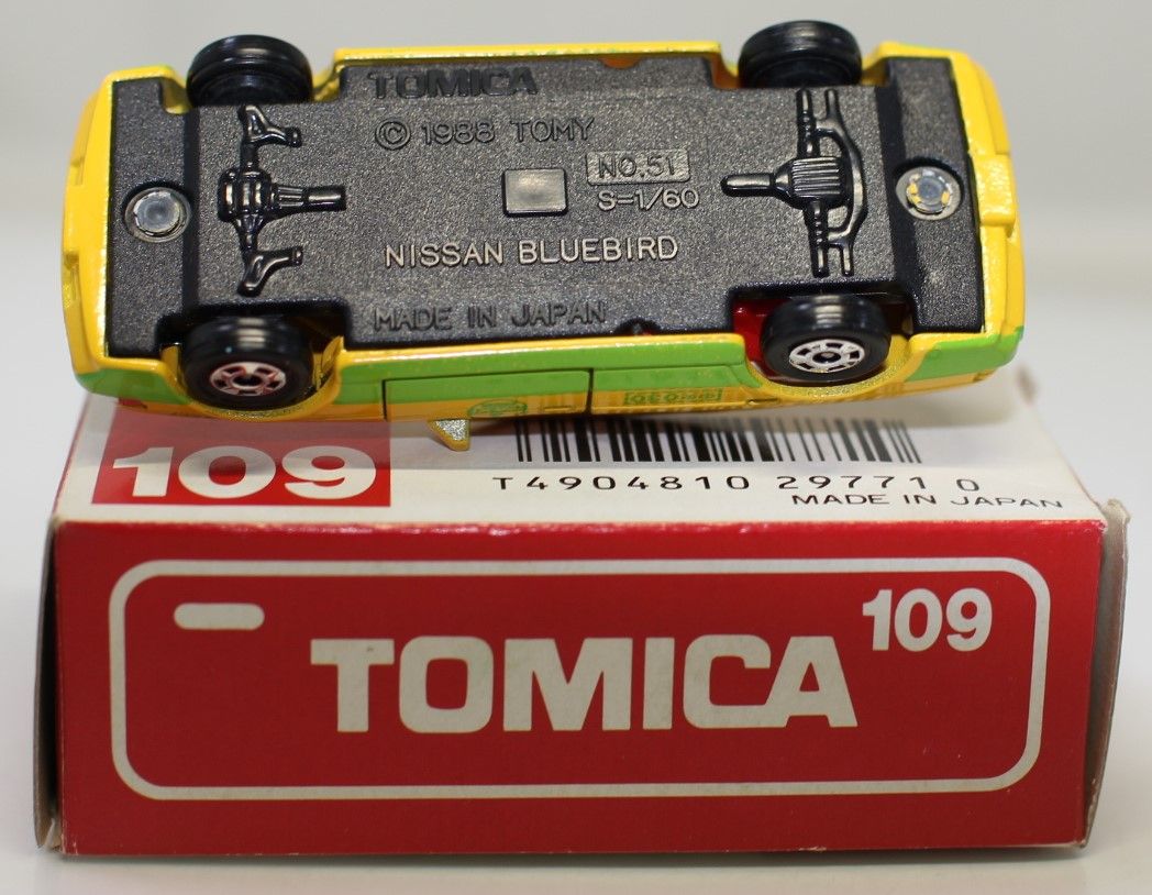 USED 日本製 トミカ 赤箱 109 ブルーバード タクシー 1/60 赤