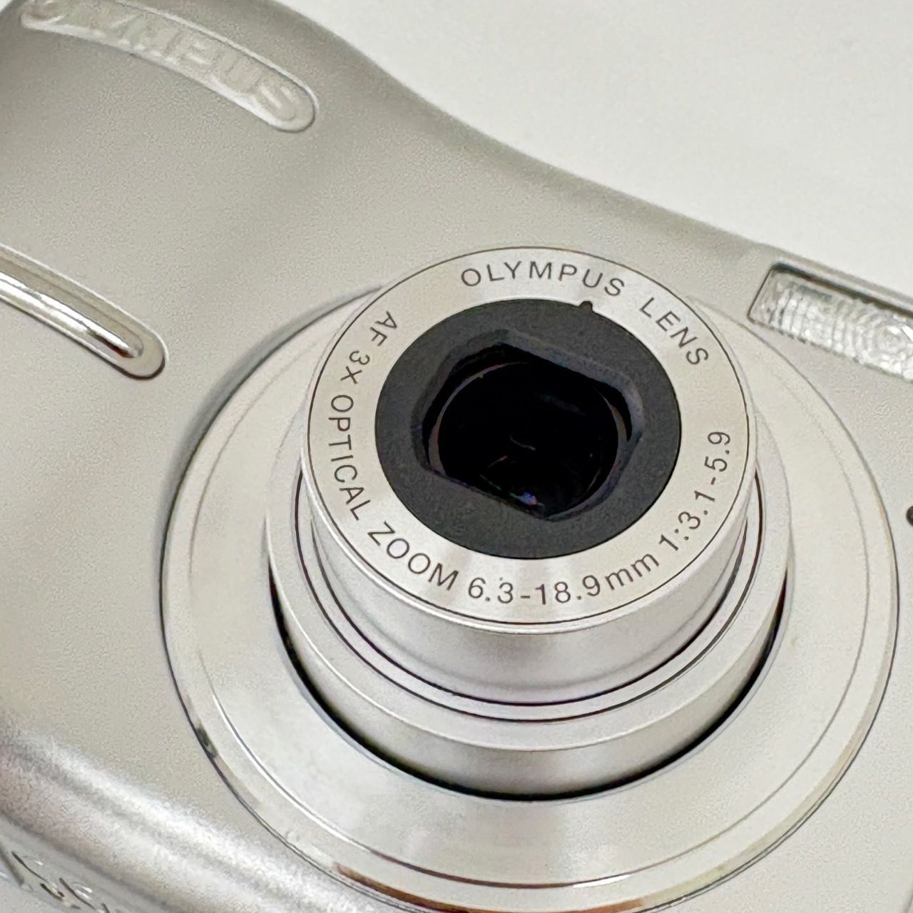 OLYMPUS FE-210 コンパクトデジタルカメラ Olympus FE-210 7.1メガ