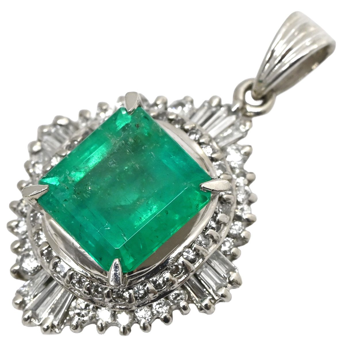 ペンダントトップ エメラルド ダイヤ Pt900 エメラルド ダイヤモンド エメラルドグリーン×プラチナシルバー 緑 ネックレストップ エメラルドカット スクエア プラチナム