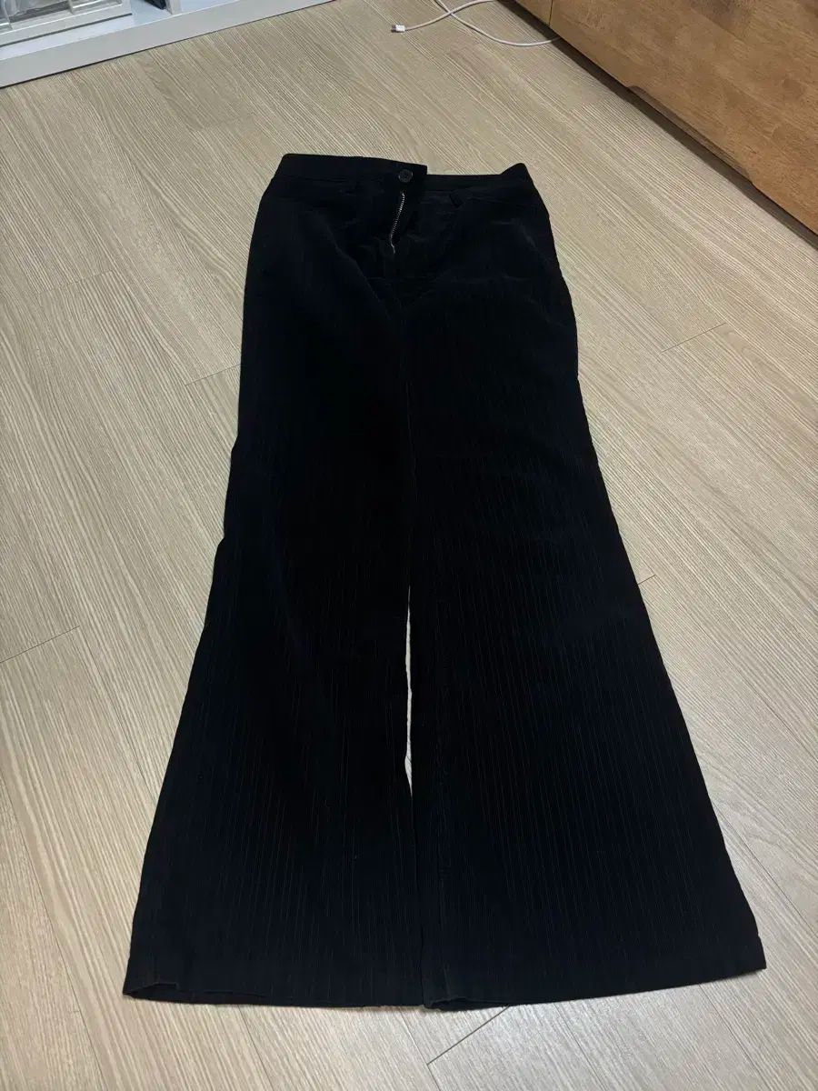 パンツ