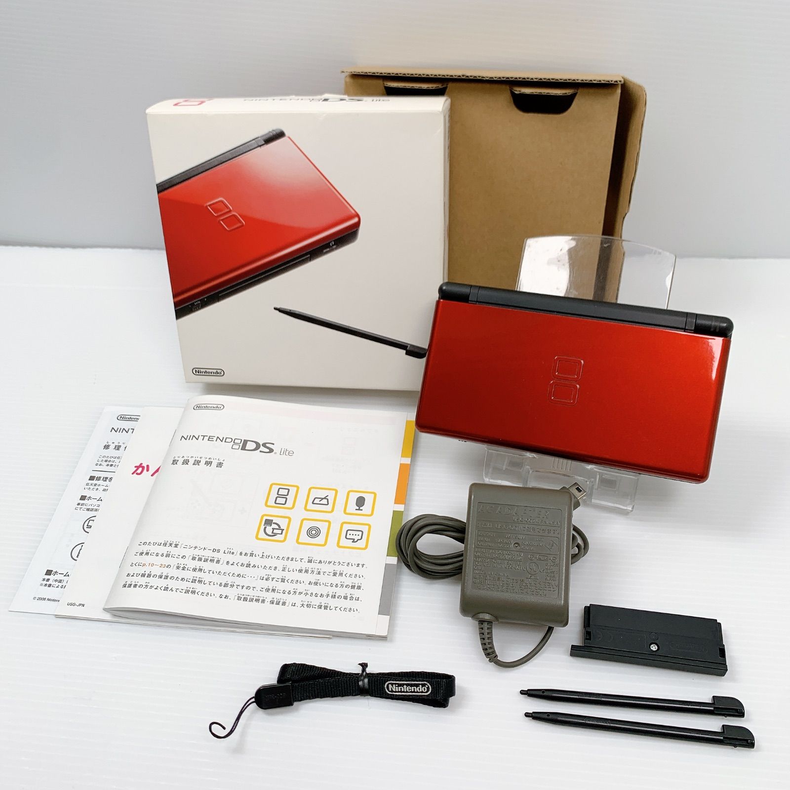 Nintendo　ニンテンドーDSlite クリムゾンブラック　美品　セット 超極美品 DS Lite クリムゾンブラック 遊べるセット 動作確認