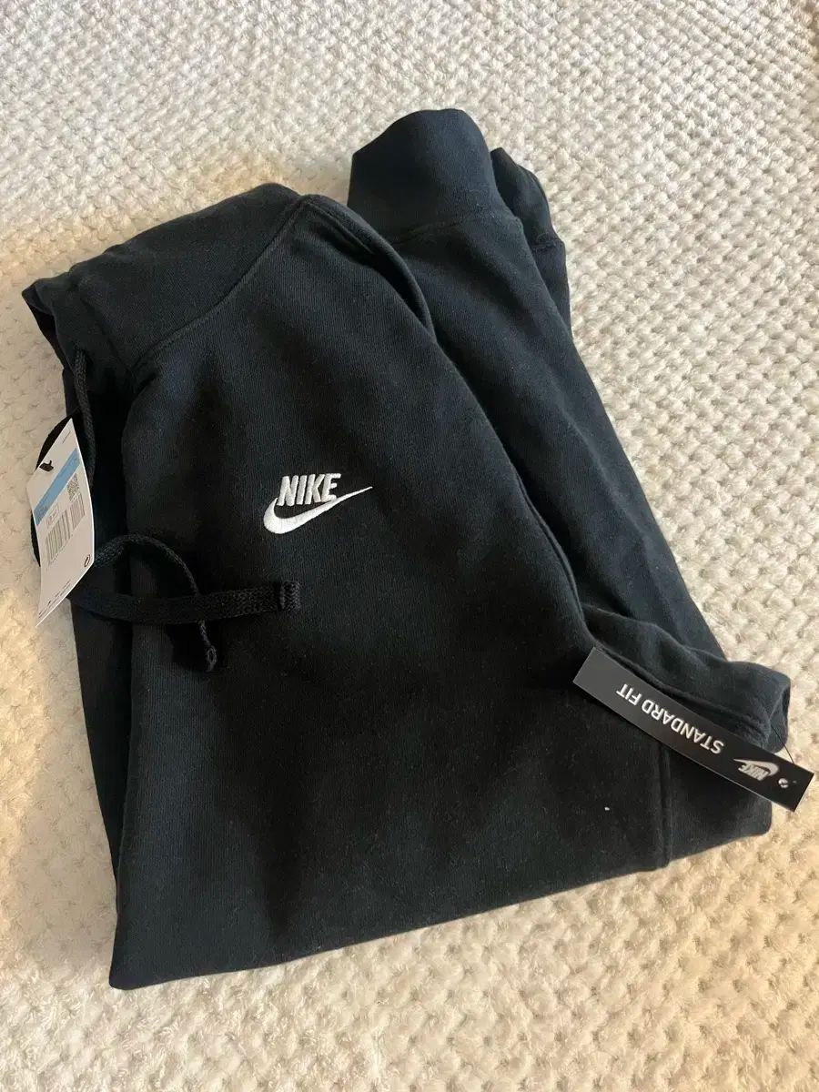 NIKE ナイキ フード M スタンダード フィット