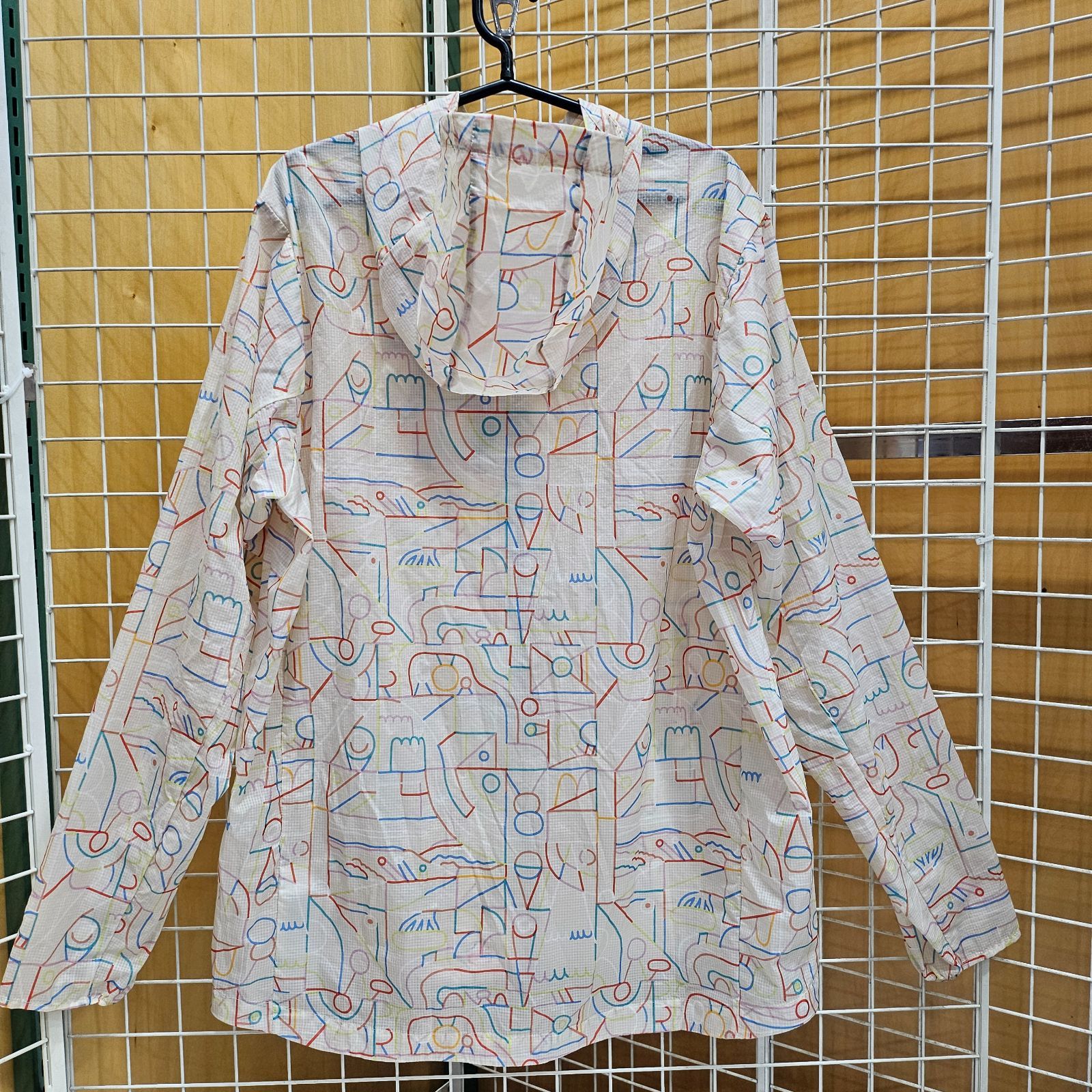 【新品未使用】パタゴニア Lサイズ フーディニジャケット　タグ付送料込 新品 タグ付き Patagonia フーディニジャケット 黒 Black L