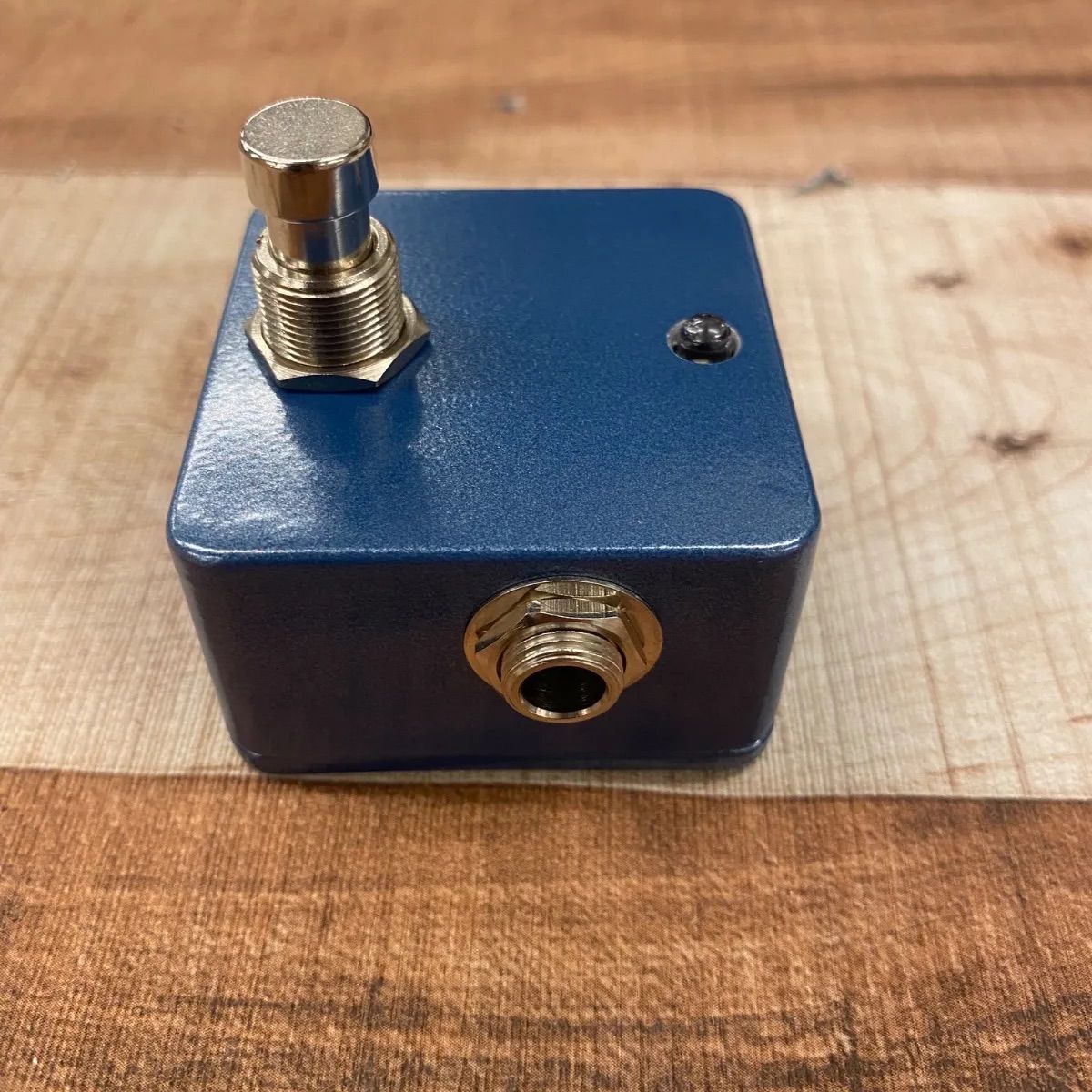 新品】Henretta Engineering Bluebird Fuzz / a49324【箱付き｜ファズ