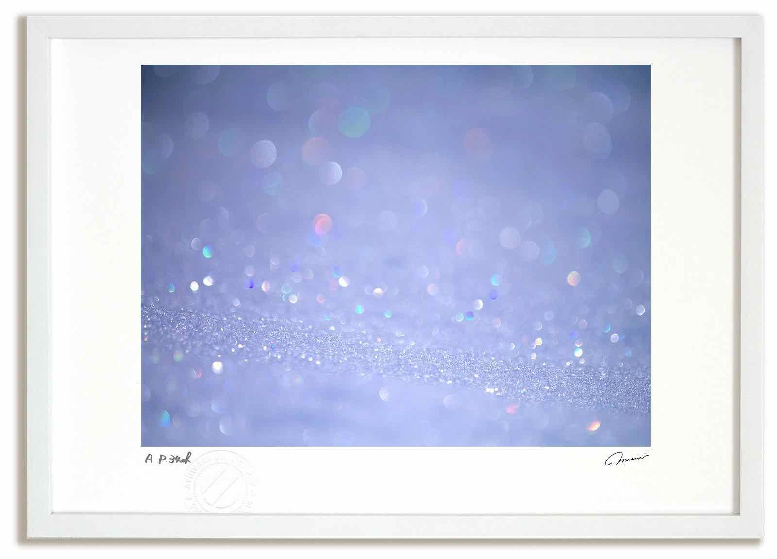 アートフォト 絵画 虹色に光る雪　雪ボタル 高橋真澄/インテリア 額入り 額装込 風景画 油絵 ポスター アート アートパネル リビング 玄関 プレゼント モダン アートフレーム 飾る Mサイズ 