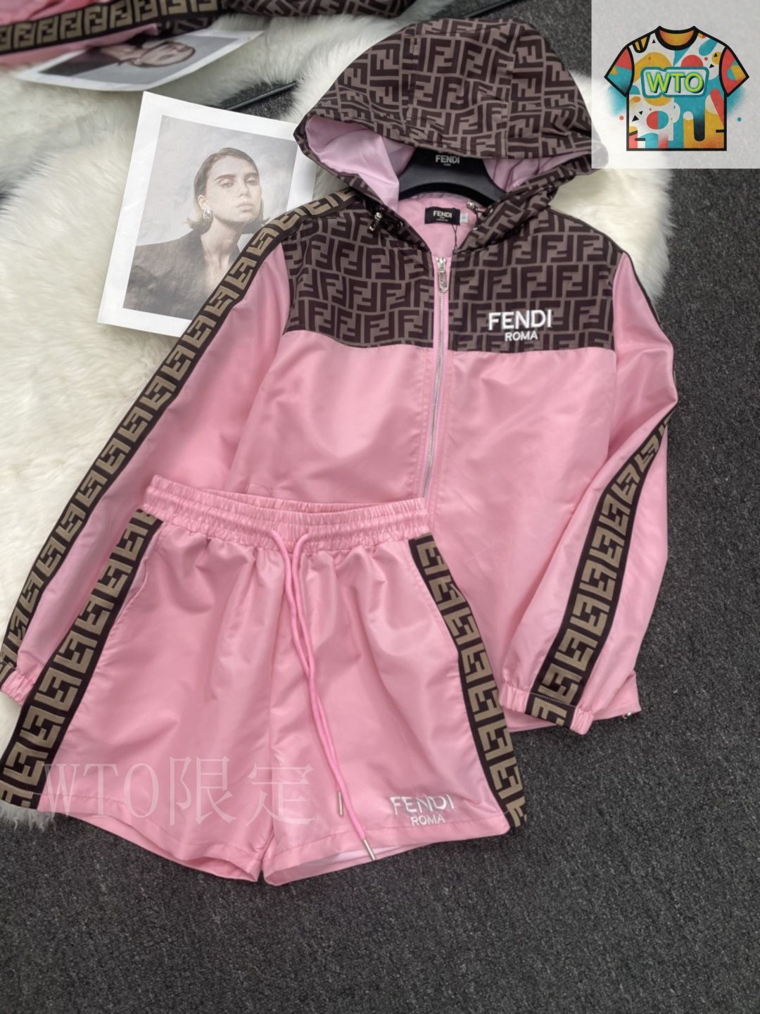 FENDI 7A  120cmくらい アウター ジャンパー ピンク ジャンバー FENDI 7A 120cmくらい アウター ジャンパー ピンク ジャンバー