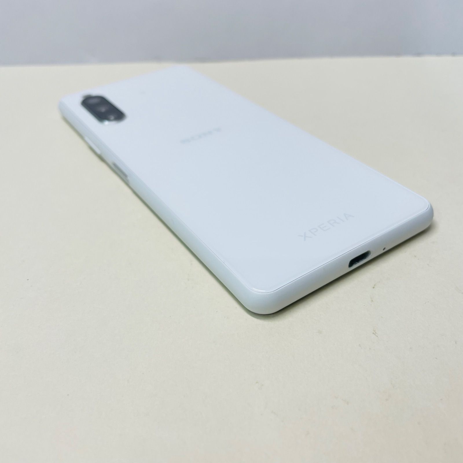 Xperia 10 II A001SO SIMフリー67318 - メルカリ