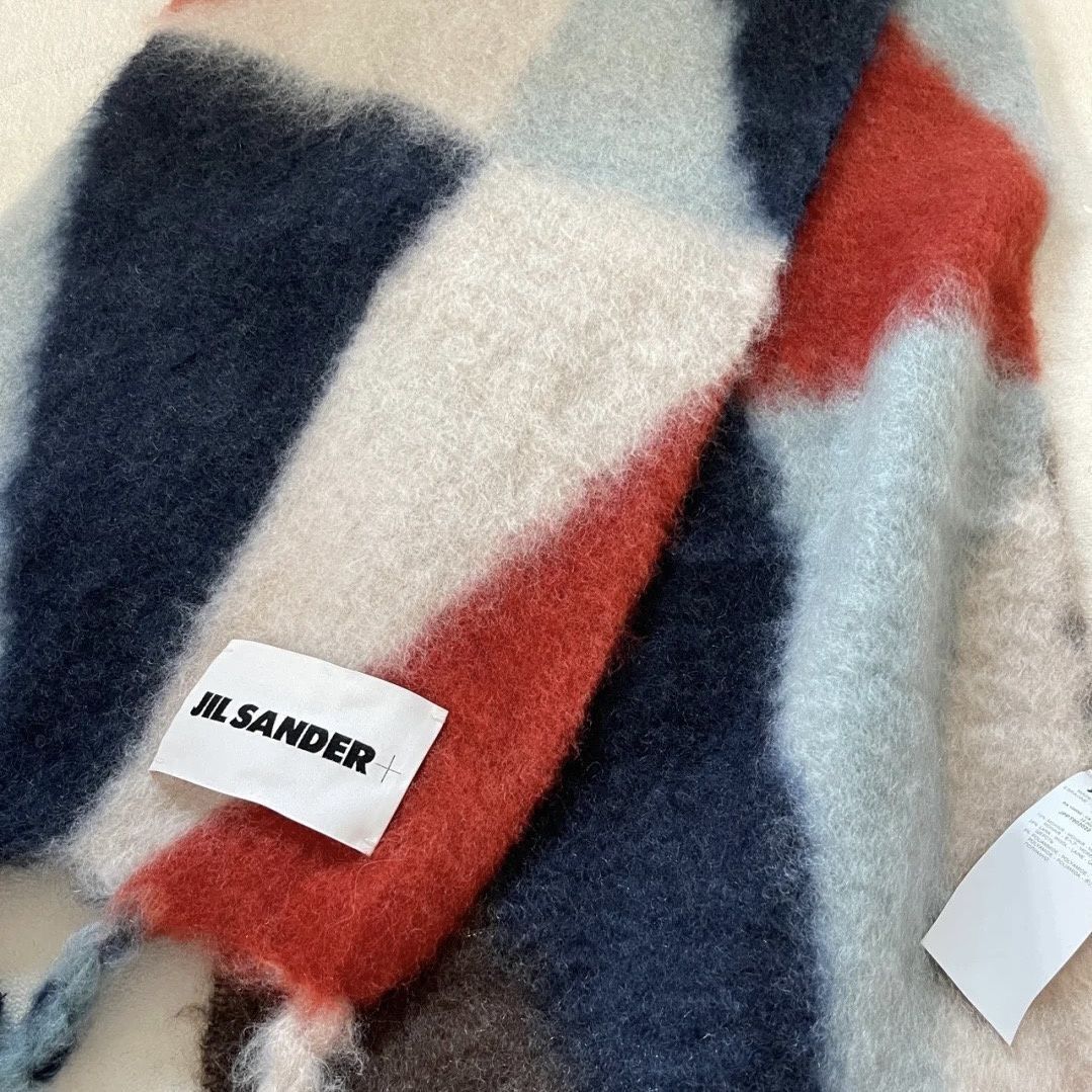 新品未使用！JILSANDER マフラー ストール 男女兼用 - メルカリ