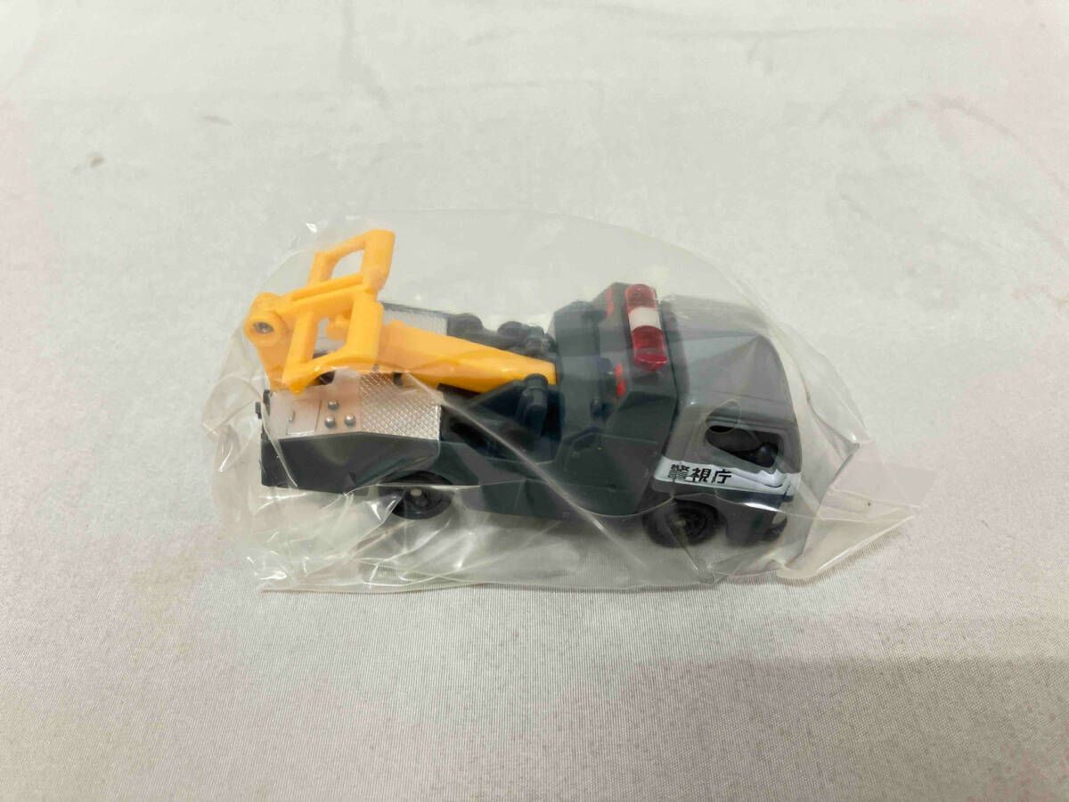 トミカ 三菱ふそう キャンタｰ 警視庁レッカｰ車仕様 トイズドリｰム