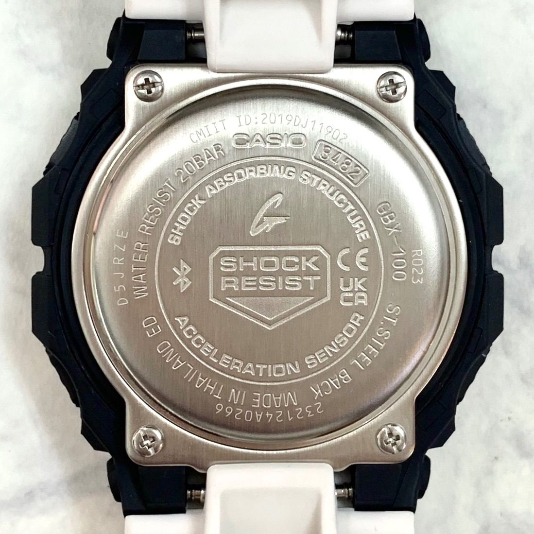 【上美品⭐️G-SHOCK G-LIDE】 タイムトラベル サーフィン　 GBX-100-7JF    カシオ CASIO    メンズ デジタル腕時計　 電池式　 Bluetooth    ホワイトバンド　 国内正規品 （AYA） 24022009500B