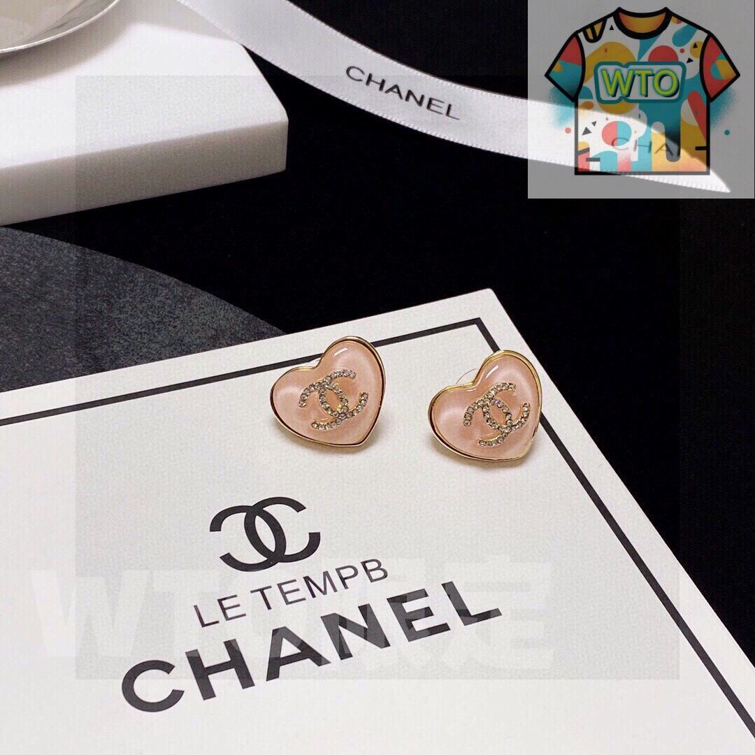 CHANEL ダブルC クラシックピアス ハートハート型ピアス ピンク 今日特価】Chanel クラシック ピンク ハート ダブル C ピアス