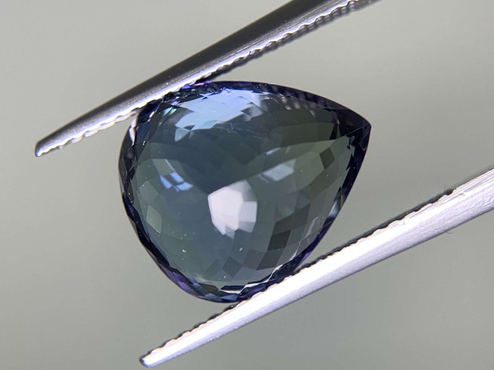 宝石ソーティング付き 天然 タンザナイト 6.221ct 縦12.70㎜×横10.80㎜×高さ6.52㎜ ルース 裸石 1563Y NEXPOTALLINN_EU