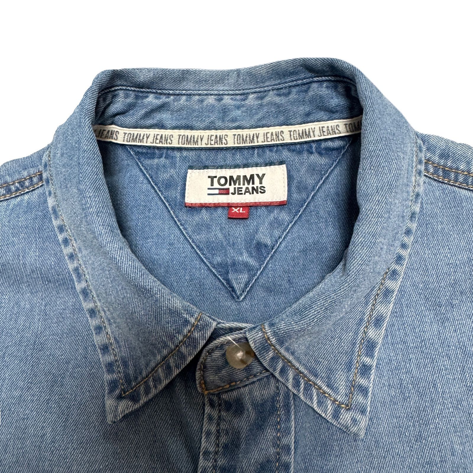TOMMY JEANS TOMMY HILFIGER バックプリント ビッグロゴ デカロゴ 