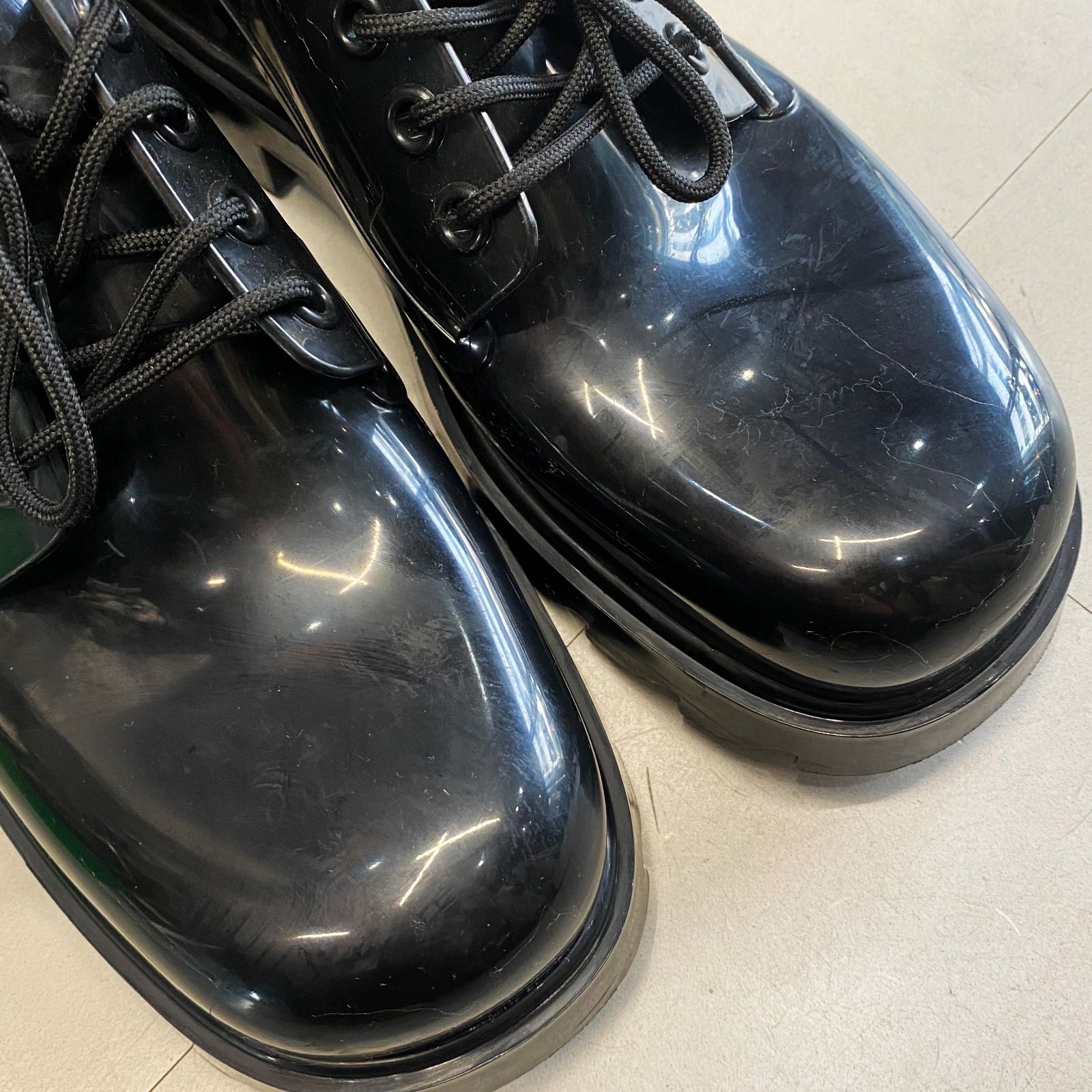 SIZE 43