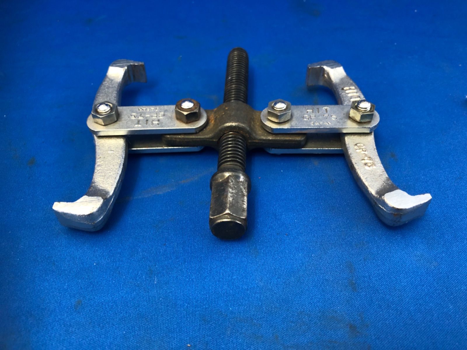 HIT(東邦工機) ギヤプーラー 2本爪 GP-75 中古 - メルカリ HIT(東邦工機) ギヤプーラー 2本爪 GP-75 中古 - メルカリ