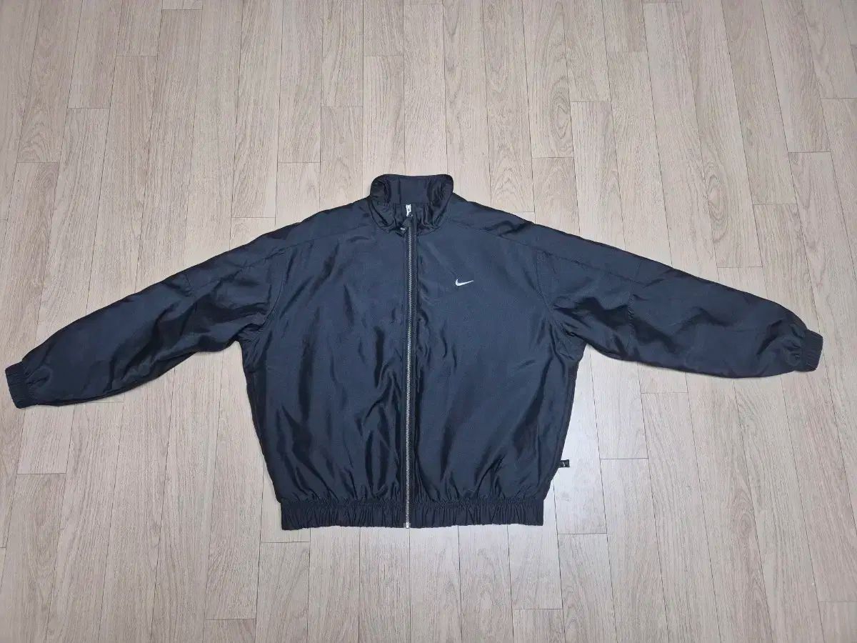 [本能寺が変]NIKE ボンバージャケット ソロスウィッシュ　サテン L 本能寺が変様専用]NIKE ボンバージャケット ソロスウィッシュ