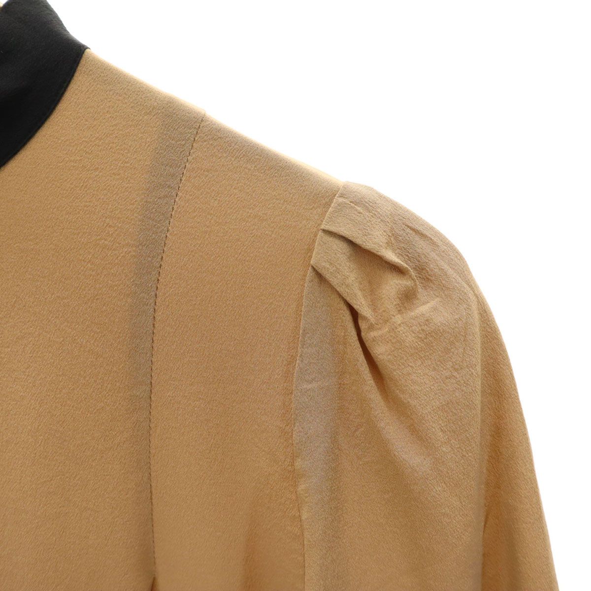 古着 MARNI マルニ ポルトガル製 シルク 半袖 ブラウス 38 ブラウン プルオーバー レディース MARNI マルニ ポルトガル製 シルク 半袖 ブラウス 38 ブラウン プル