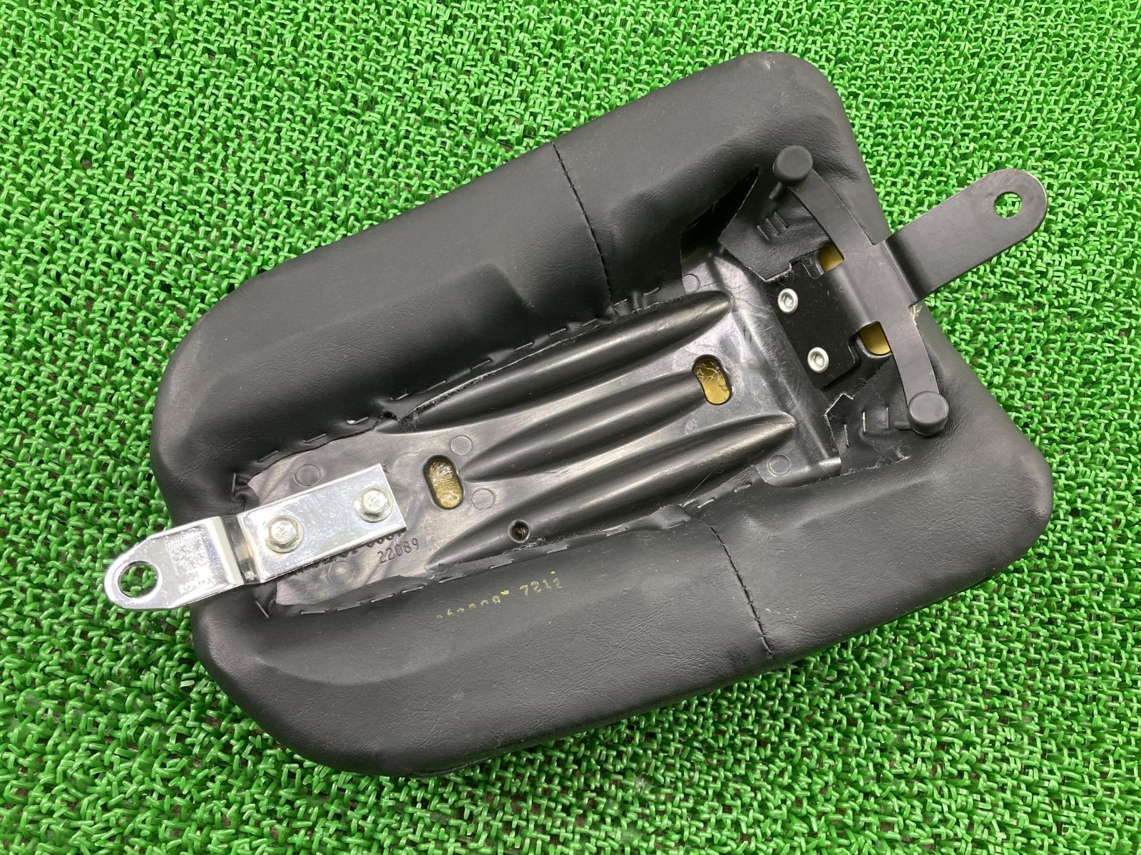 FLSTSB タンデムシート 22089 ハーレー 純正 中古 バイク 部品